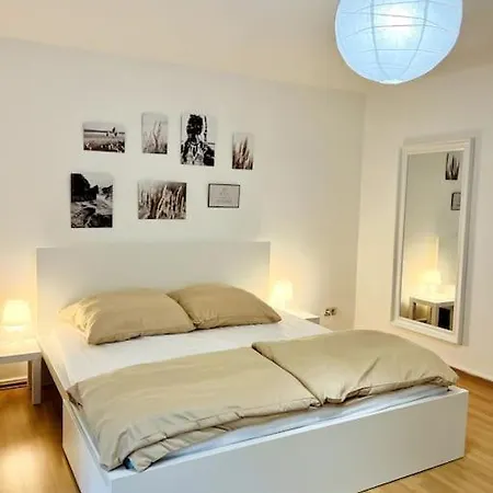 Zentral In Appartement *